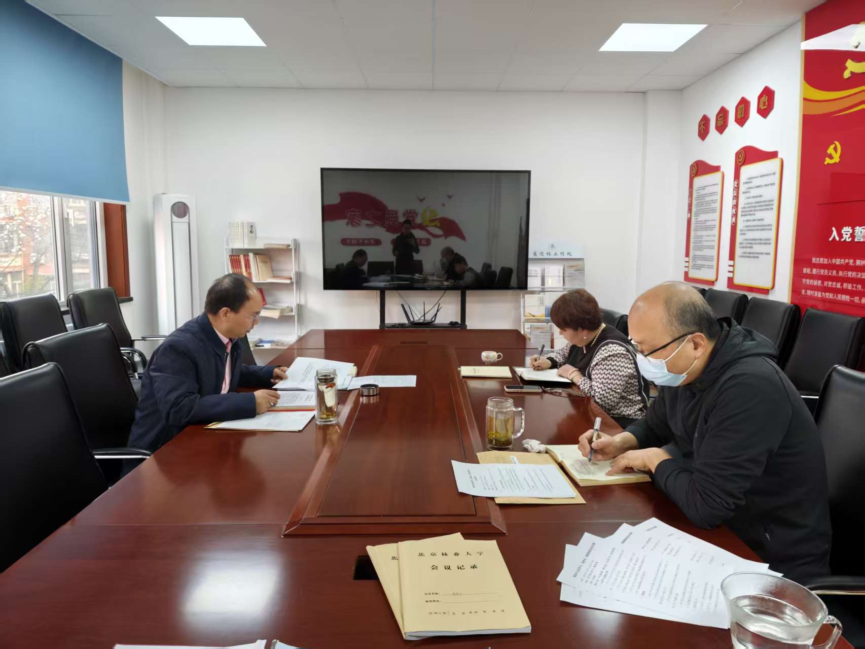 读书班新闻.jpg